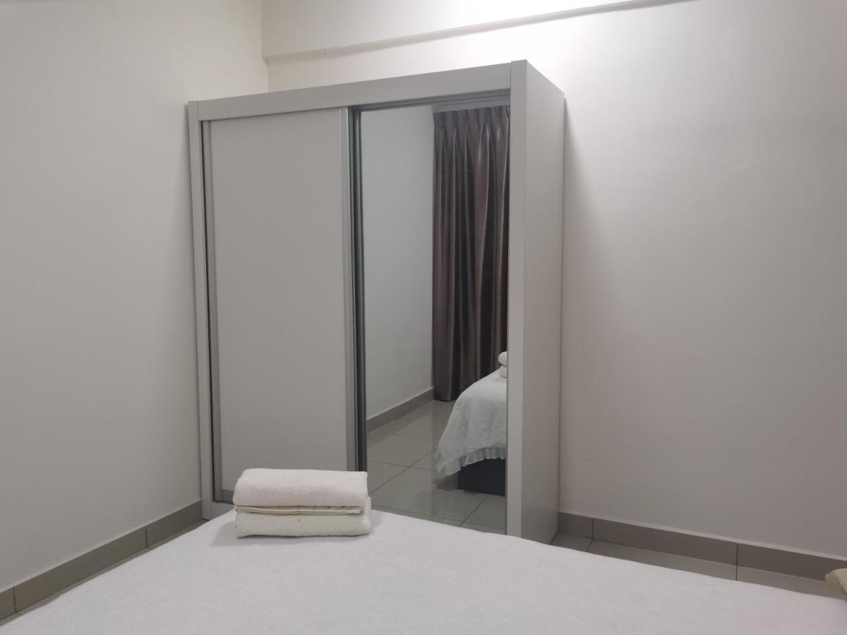 Rnc 6 Apartman Ipoh Kültér fotó